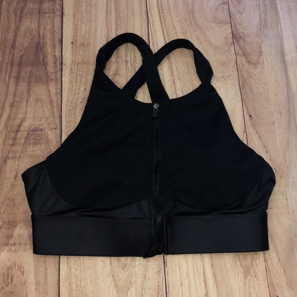 Fabletics sports bra